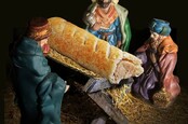 Greggs_sausage_roll_manger