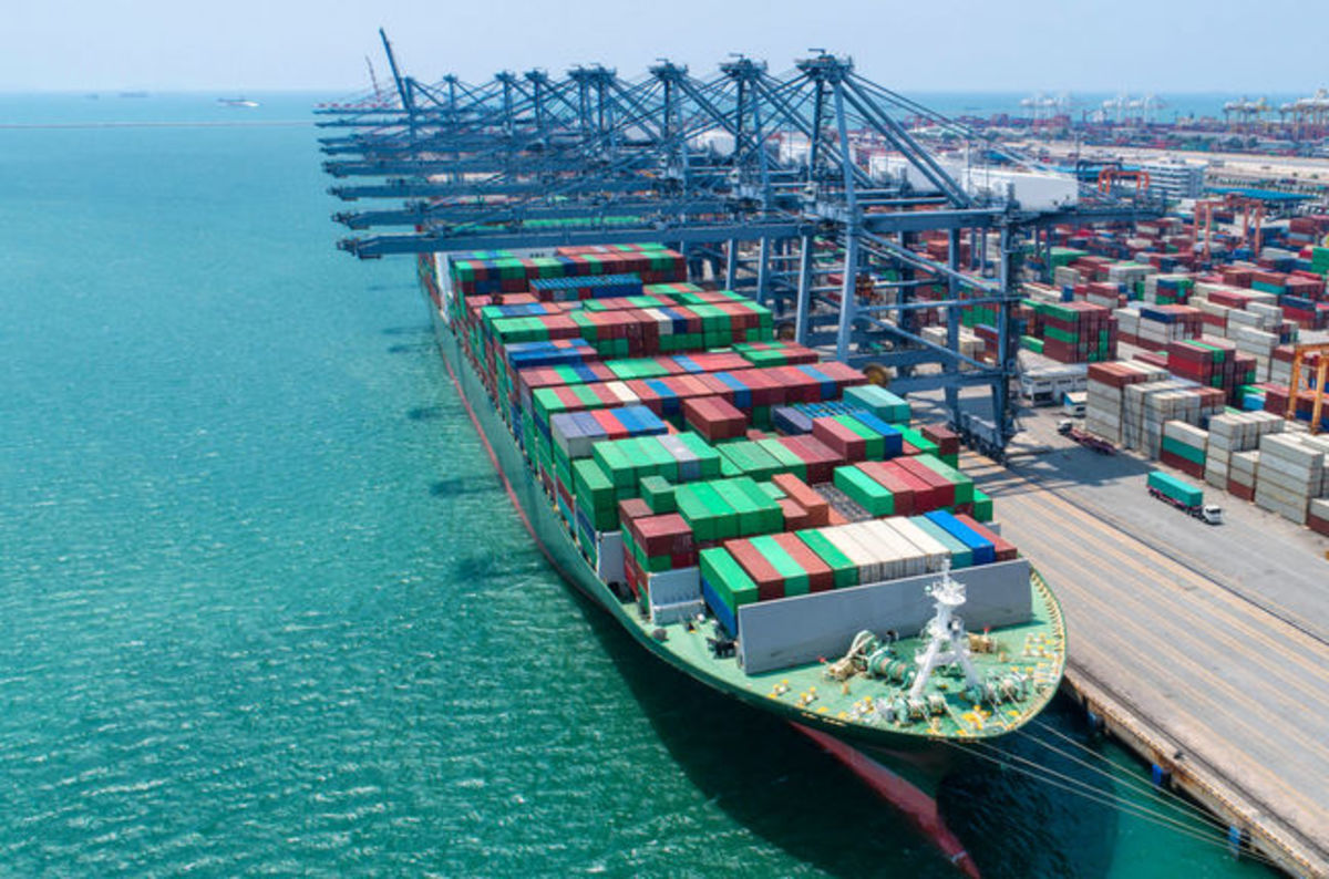 container-ship-loading-plans-are-easily-hackable-the-register