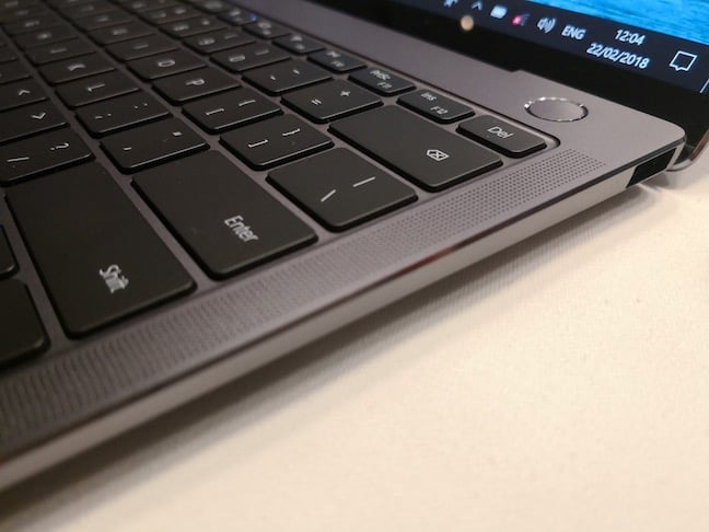 Matebook X – fingerprint in power button