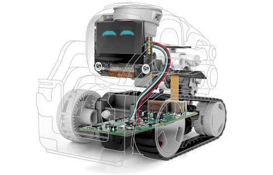 Cozmo_inside