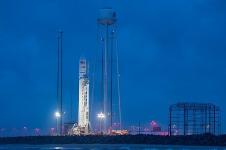 Cygnus CRS-9 (pic: NASA/Aubrey Gemignani)
