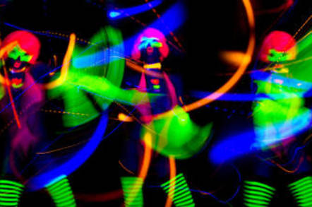 People raving