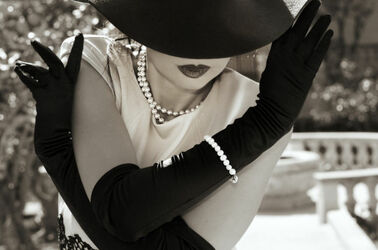 Verity Stob gloved with pearls