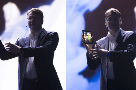 Foldable Thing - Samsung Infinity Flex display