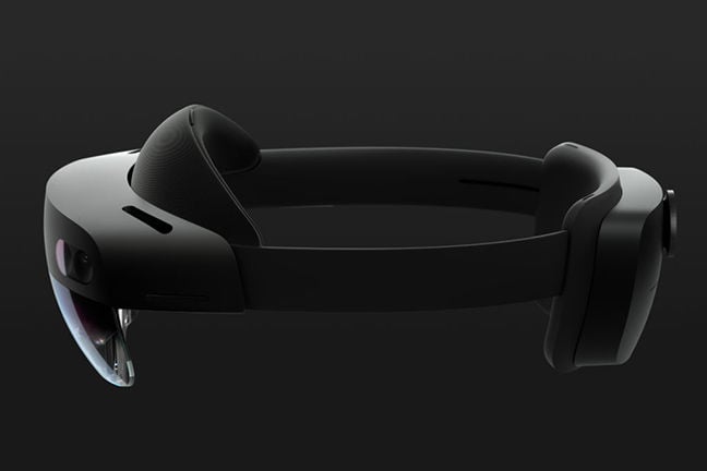 Microsoft pulls the plug on HoloLens 2