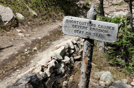 Shortcut sign