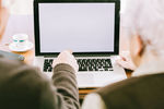 older people use laptop