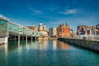 shutterstock_river_hull