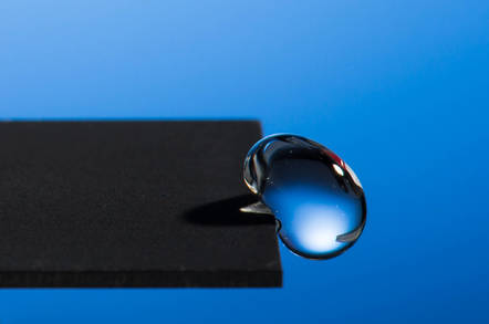 hydrophobic_metal