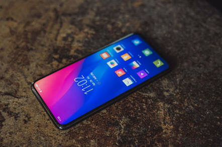 The Vivo Apex 2019 has a 6.39-inch AMOLED display with Full-Display Fingerprint Scanning/
