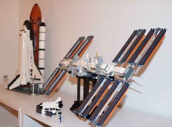 Lego ISS with Shuttle for comparison