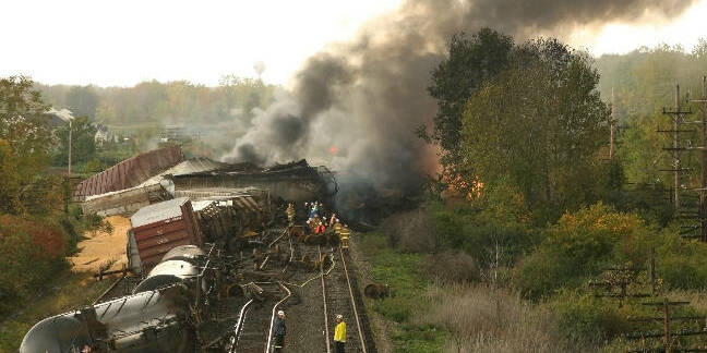 shutterstock_train