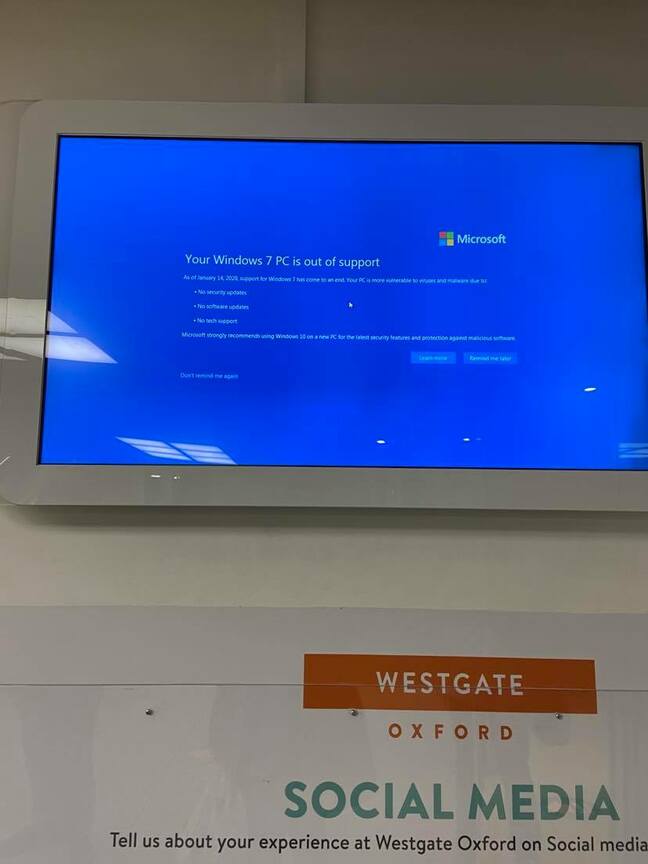 Windows 7 beached in Westgate Shopping Centre, Oxford