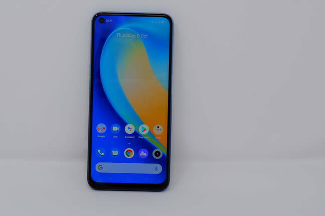 RealMe 7 display