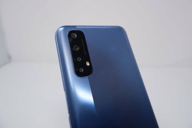 RealMe 7 cameras/rear