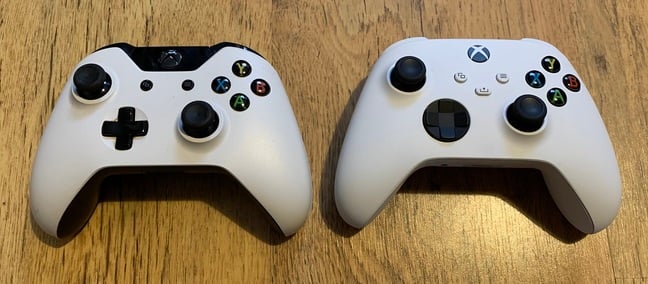 Xbox One controller (left) vs Xbox Series S controller