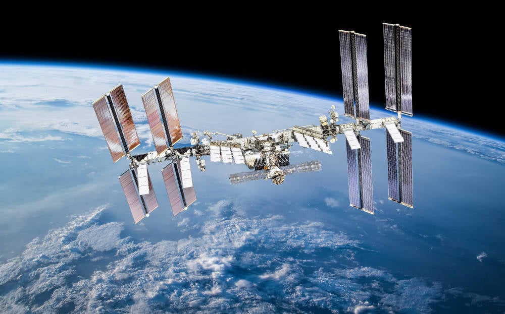 NASA pushes back timing of ISS deorbit vehicle contract thumbnail