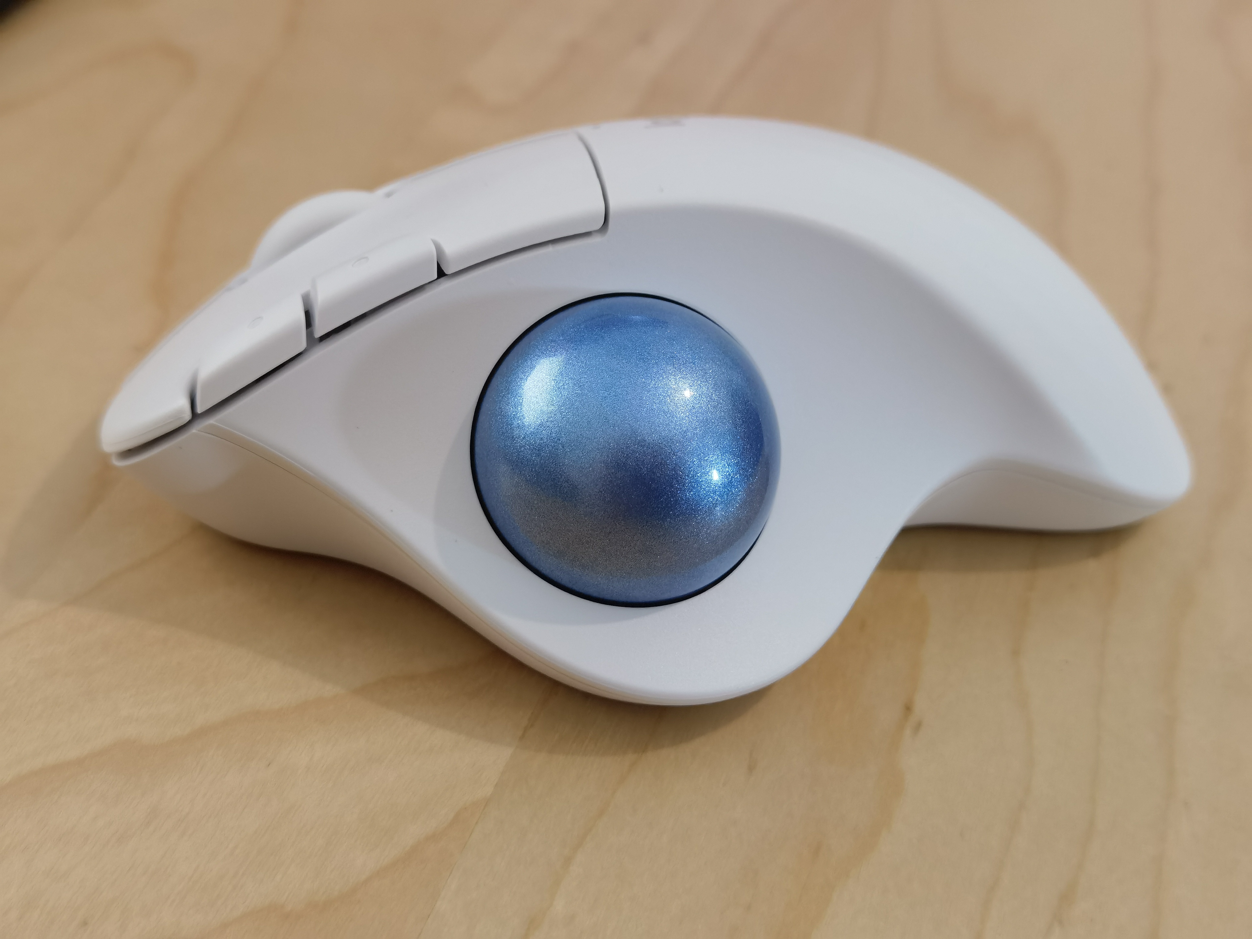 Geek Review: Logitech Lift Vertical Ergonomic Mouse