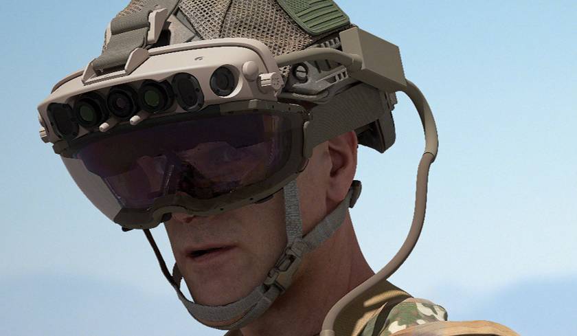 US takes away $400m in Army HoloLens spending