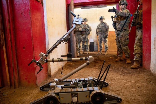 Photo de document de l'armée américaine de son robot conversationnel JUDI