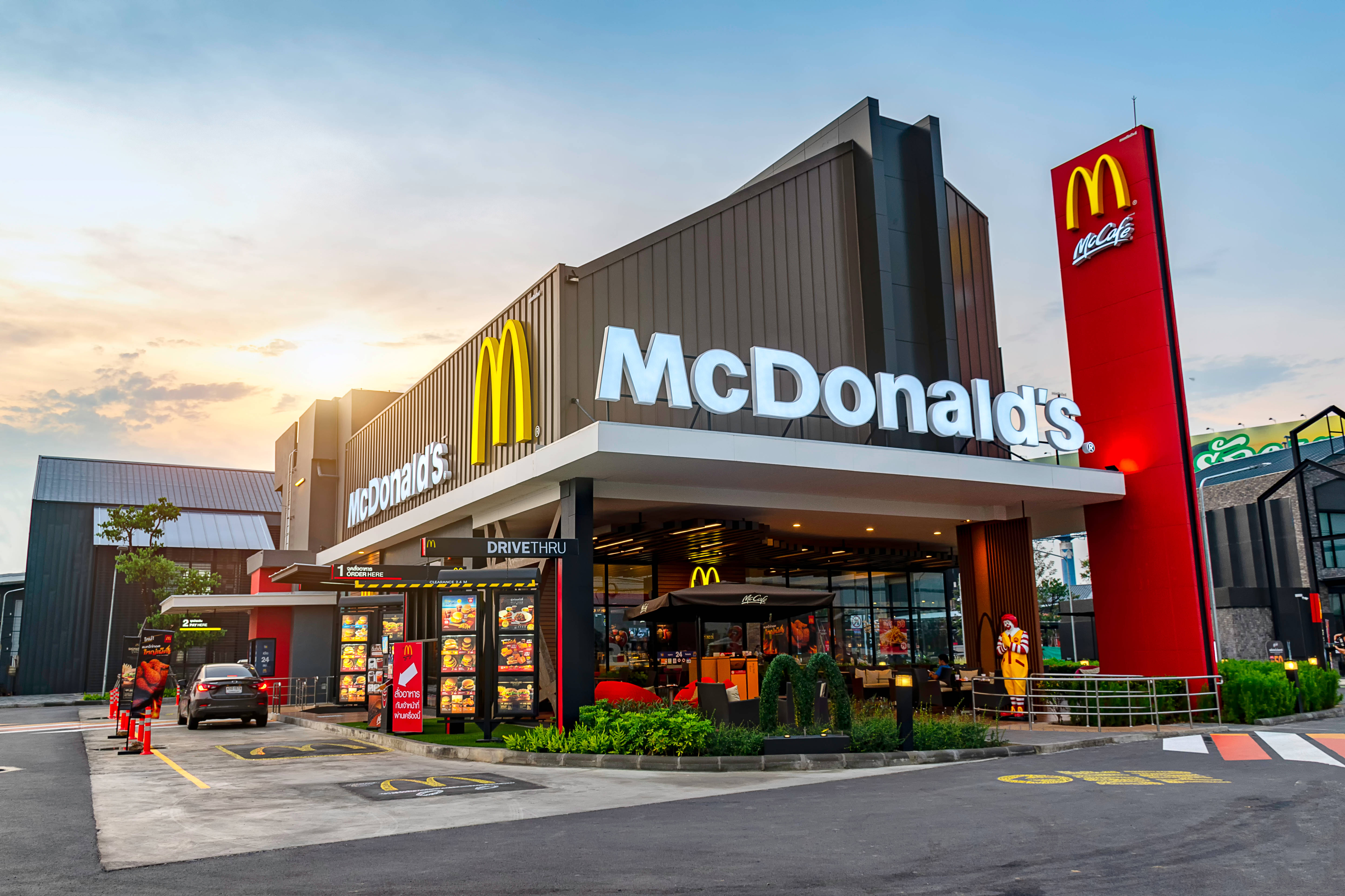 McDonald's tests automated drive-thru ordering at 10 Chicago restaurants