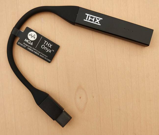 THX Onyx is a dangling USB DAC and headphone amplifier