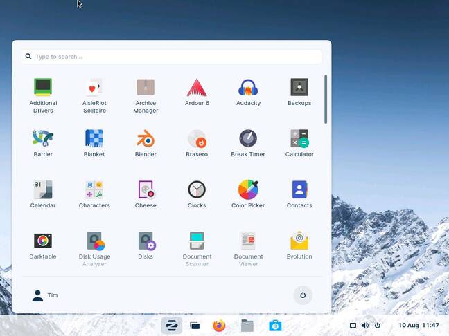Zorin OS does its best to imitate Windows 11