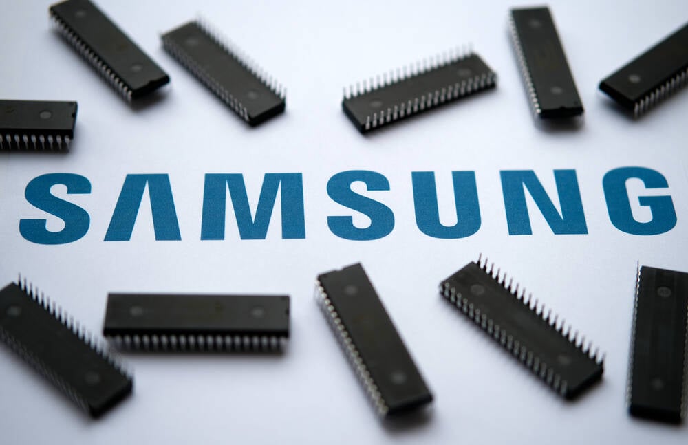 Samsung expects profit dive as demand for memory and devices continues to slow thumbnail