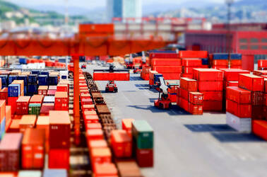 containers in the dock
