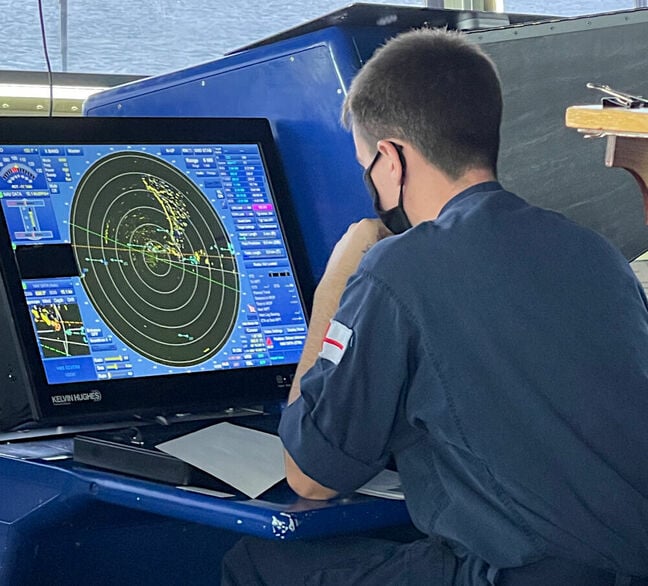 HMS Severn's bridge radar plot