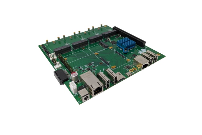 photo of Seaberry carrier board turns a Raspberry Pi into a desktop PC with 11 PCIe slots image