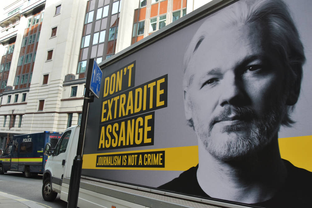 Assange can go to UK Supreme Court (again) to fend off US extradition bid thumbnail
