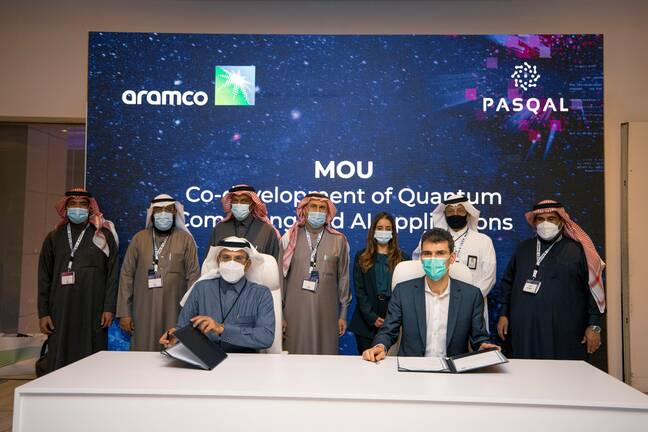 Saudi Aramco and Pasqal signing a memorandum of understanding