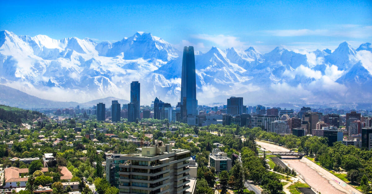 Equinix Chile baja cheque por $705m para datacenters peruanos • Registro