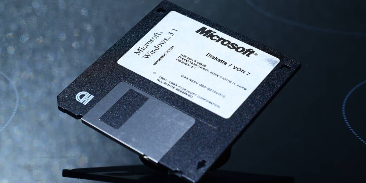 Windows3.1は今日30年前のものです•登録