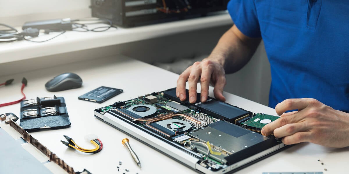 Laptop makers stalled on repairability improvements