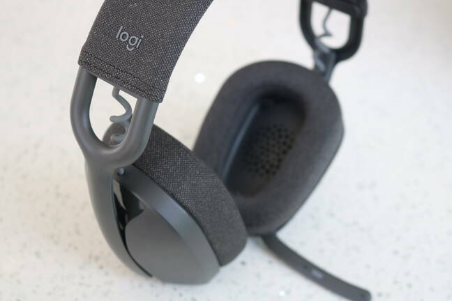 Logitech Zone Vibe 125 Closeup Logitech Zone Vibe 125 Closeup