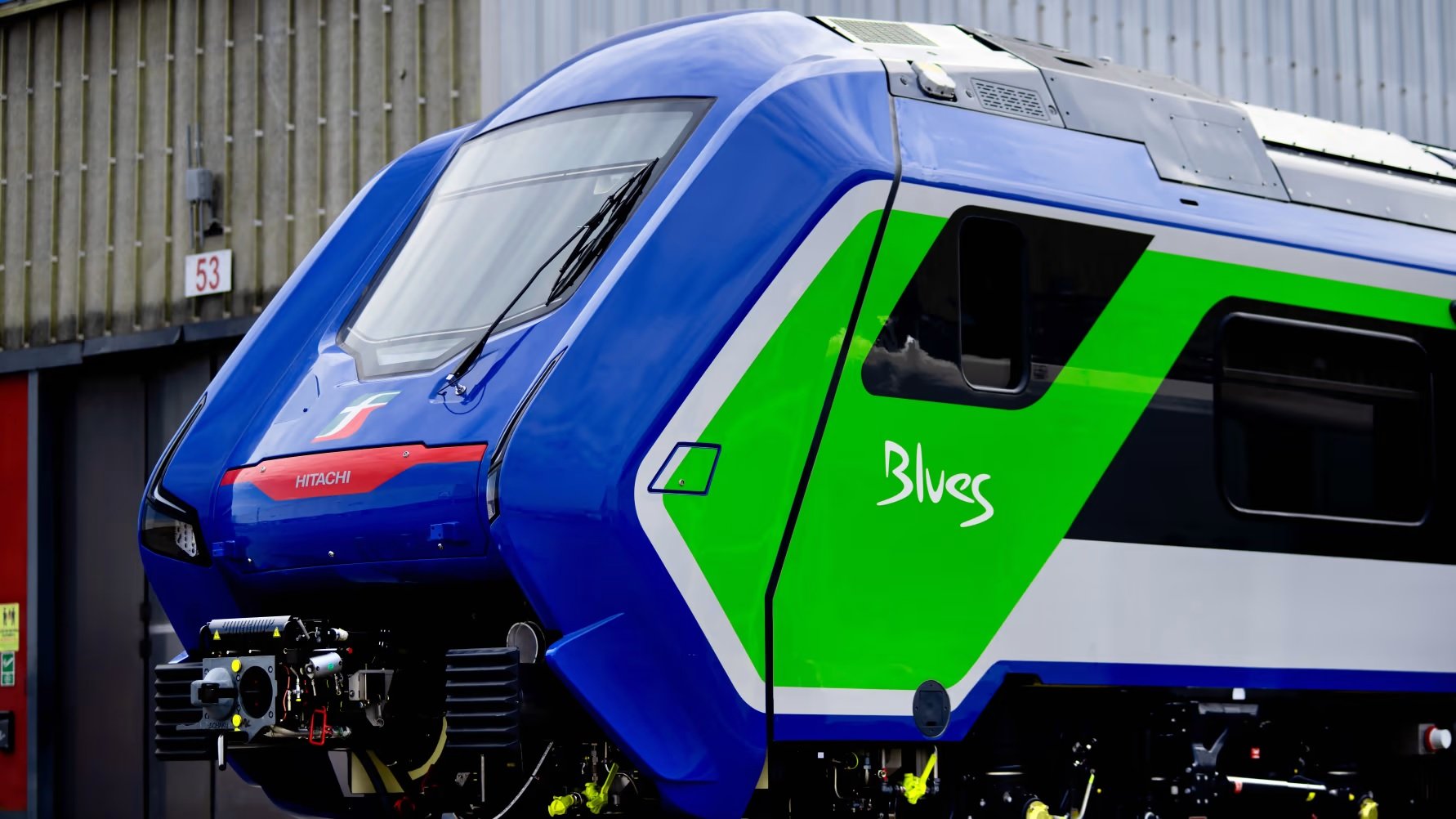 Emissions-slashing hybrid trains to hit tracks in Europe thumbnail