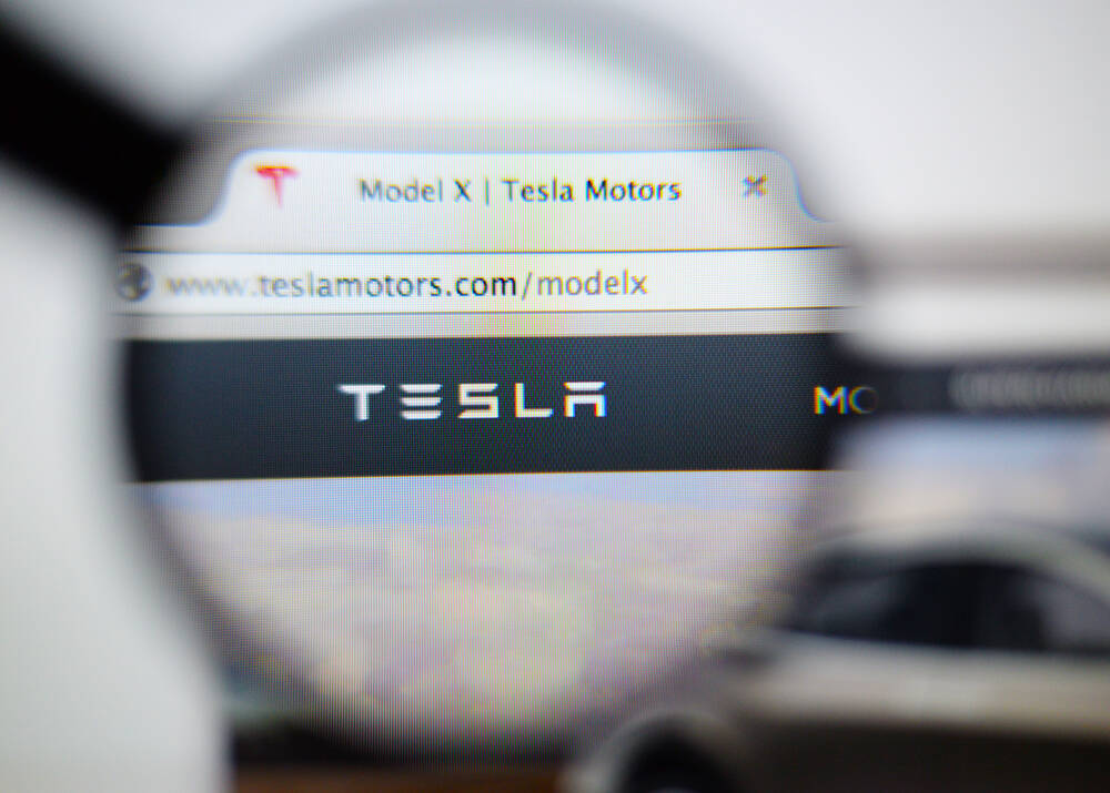 Tesla settles Apple engineer Autopilot fatality case • The Register