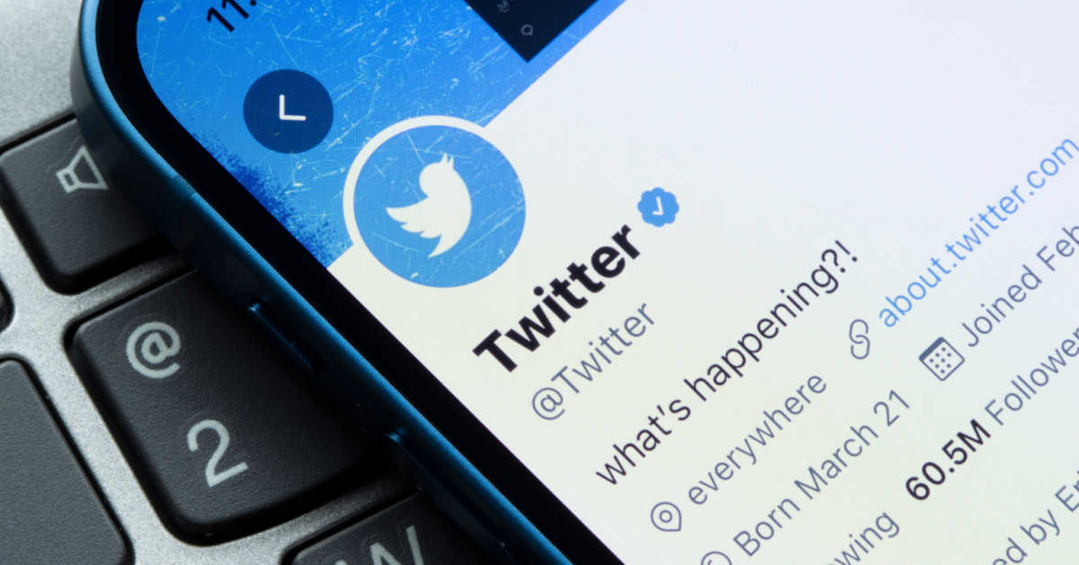 Twitter Blue costs $11 per month on iOS instead of $8
