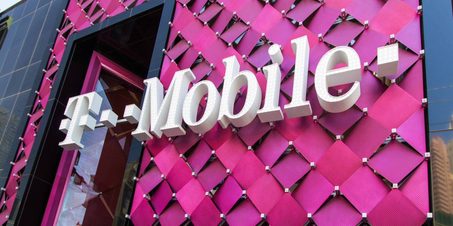 T-Mobile US to cough up $31.5M after that long string of security SNAFUs