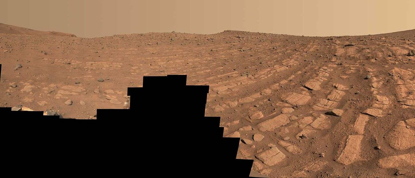 تُظهر المركبة الجوالة المثابرة اهتمامًا باكتشاف حديقة المريخ المائية • السجل
