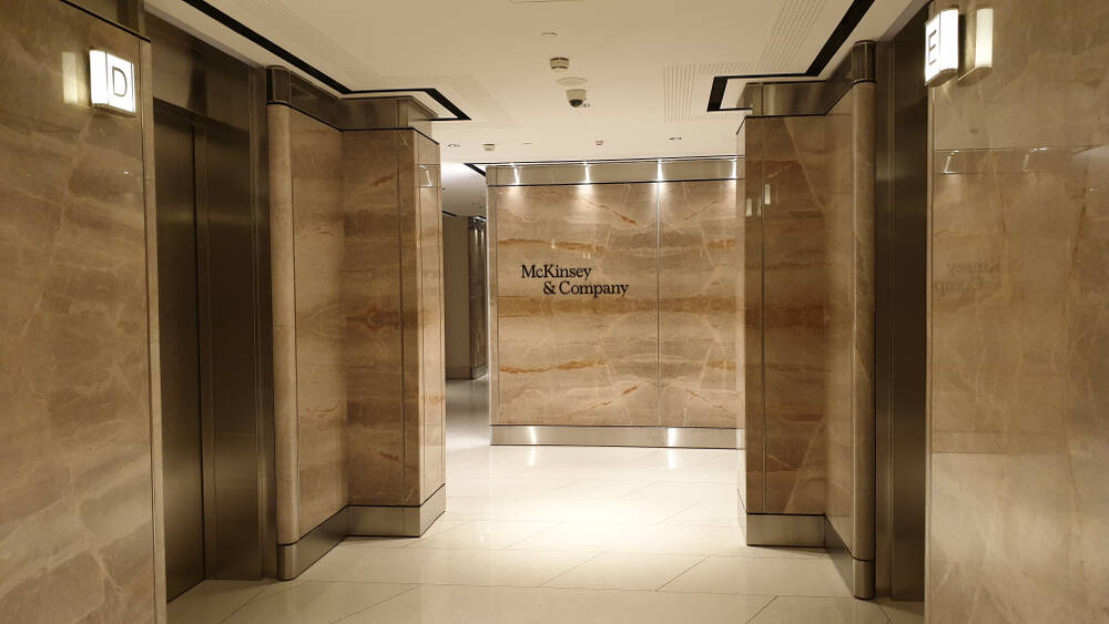 Eski McKinsey BT yöneticisi, muhbirlik yaptığı için kovulduğunu iddia ediyor • The Register