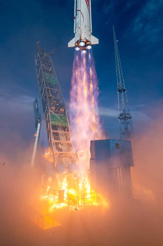 photo of China succeeds where Elon Musk has failed with first methalox rocket image