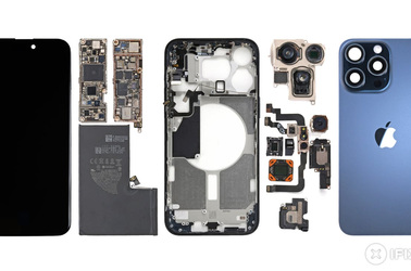 iPhone 15 teardown