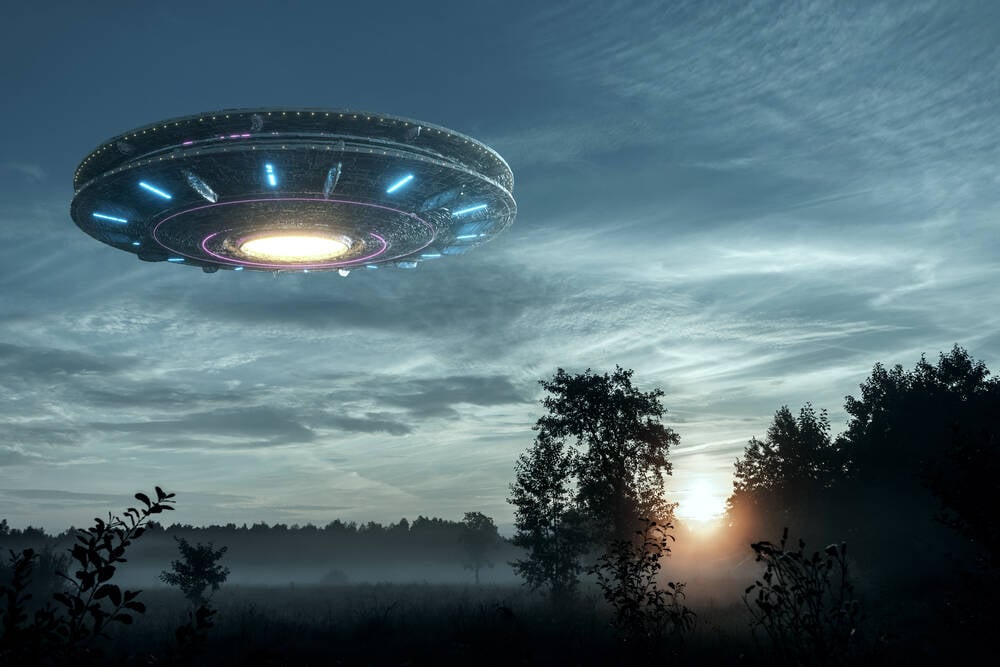 The Pentagon's UFO reporting form is now available online • The Register