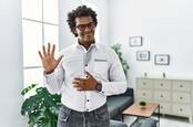 leaves, says goodbye to colleagues 
