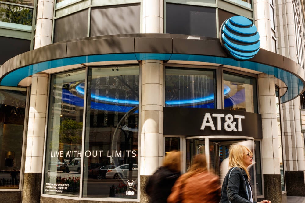 Cyber baddies leak 70M+ files online, claim they're from AT&T thumbnail