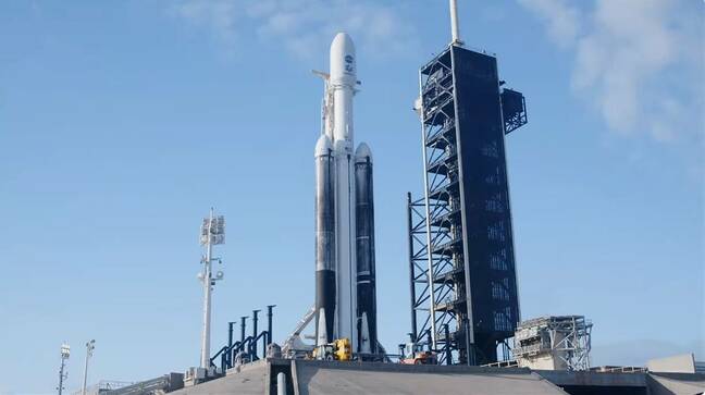 Falcon Heavy ready to launch Europa Clipper (pic: NASA)