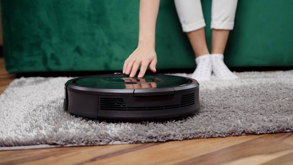 iRobot in dire straits, likely to collapse within 12 months